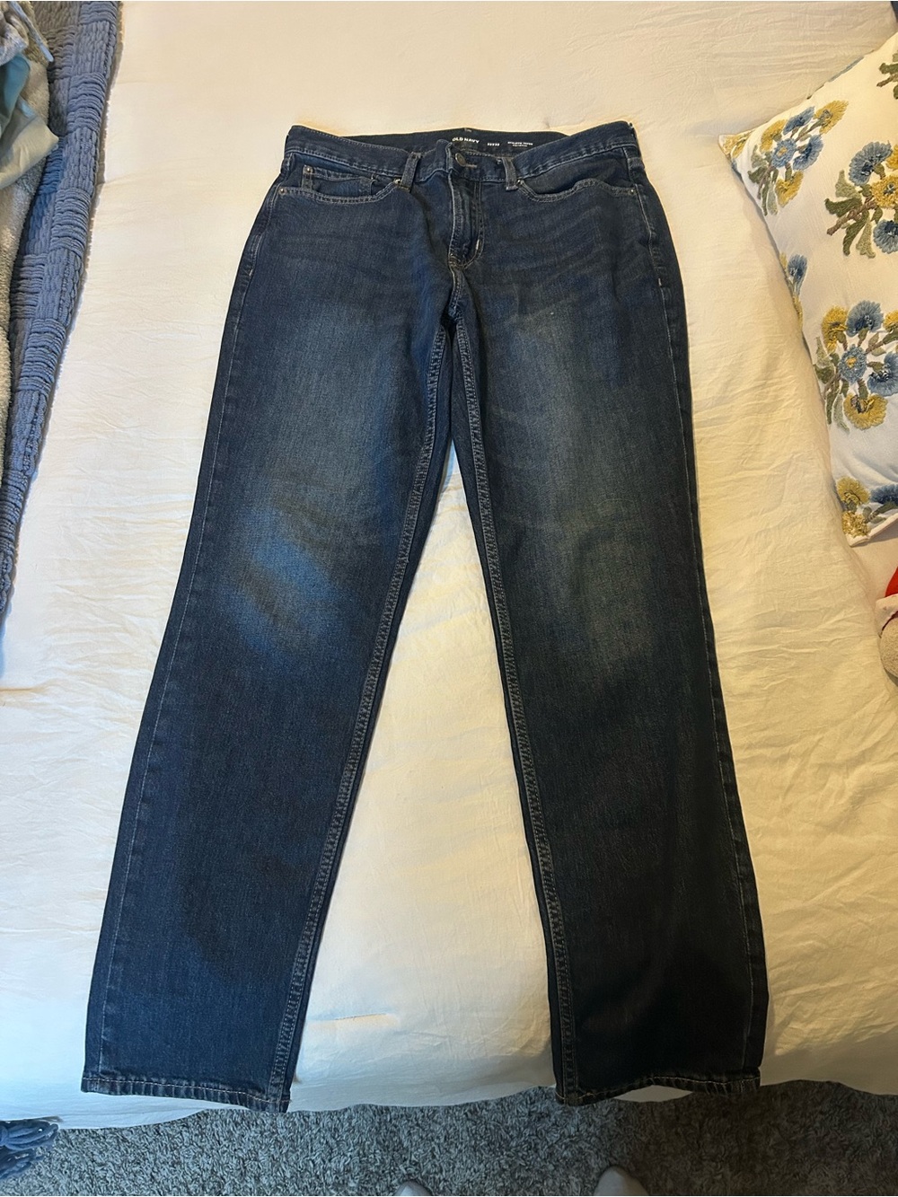 Old Navy Men’s Dark Blue Straight Leg Jeans